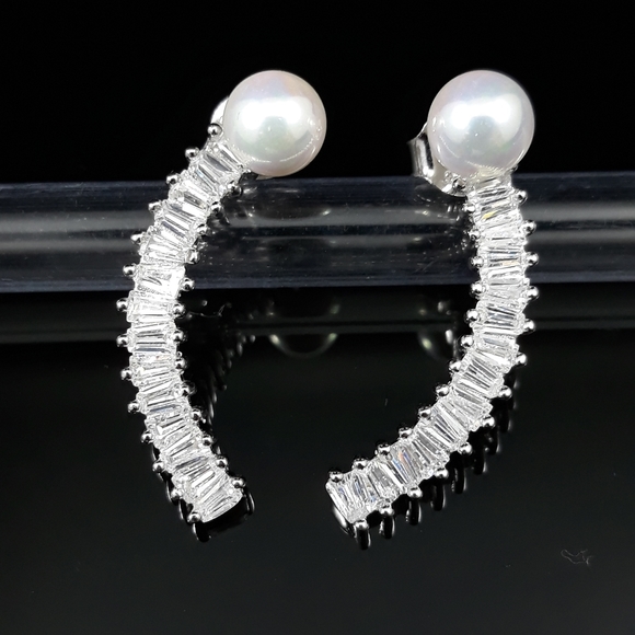Convertible Cubic Zirconia and Pearl Earrings - Picture 3 of 6
